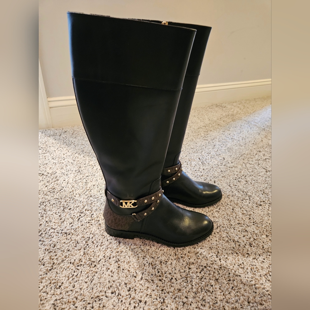 Michael Korse Boots